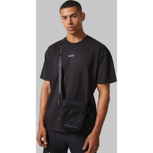 T-shirt de sport oversize basique - MAN Active - S - Boohooman - Modalova