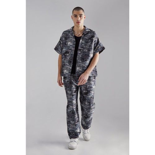 Ensemble texturé avec chemise et pantalon à imprimé camouflage - S - Boohooman - Modalova