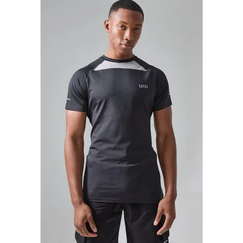 T-shirt de sport moulant - MAN Active homme - L - Boohooman - Modalova