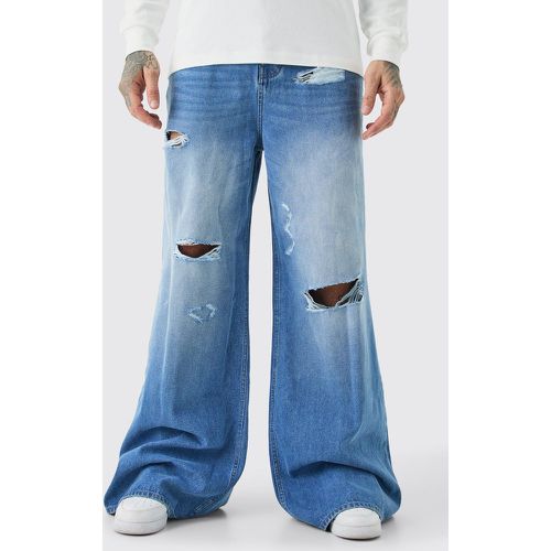 Tall Extreme Baggy Frayed Self Fabric Applique Jeans - Boohooman - Modalova