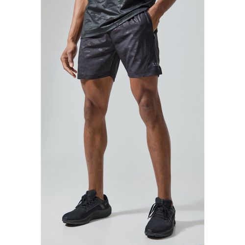 Short de sport à imprimé camouflage - MAN Active - S - Boohooman - Modalova