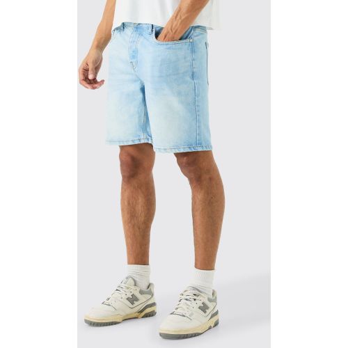 Short slim en jean rigide - 28 - Boohooman - Modalova