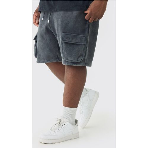 Grande taille - Short cargo large délavé en jersey - XXXL - Boohooman - Modalova