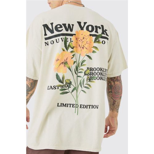 Oversized Wash Floral New York Print T-shirt - Boohooman - Modalova