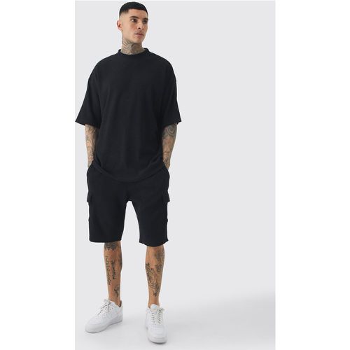 Tall - Ensemble oversize en tissu gaufré avec t-shirt et short cargo - XXL - Boohooman - Modalova