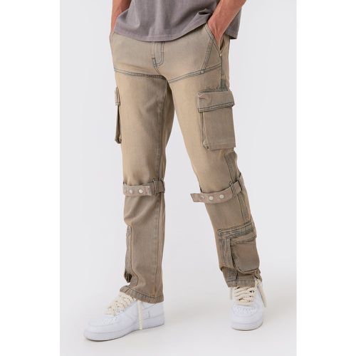 Jean cargo large à bretelles - 28R - Boohooman - Modalova