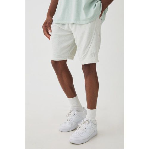 Relaxed Towelling Embroidered Shorts - Boohooman - Modalova
