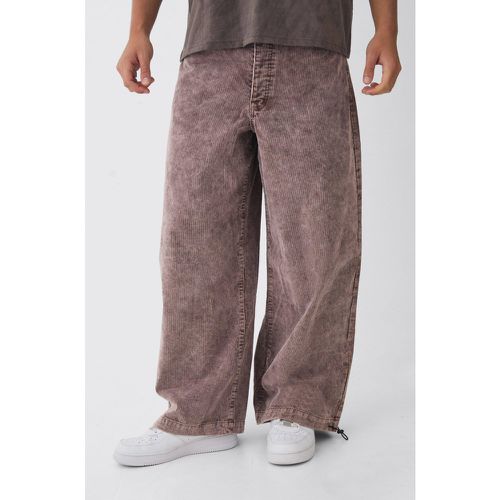 Pantalon parachute en velours côtelé - 28R - Boohooman - Modalova