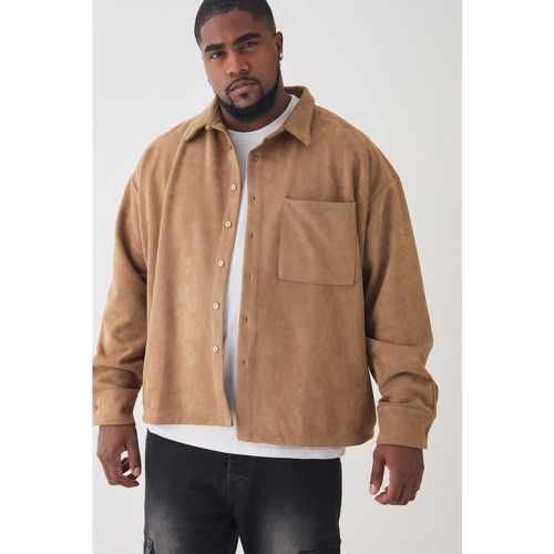 Grande taille - Surchemise boutonnée en faux daim - XXXXL - Boohooman - Modalova