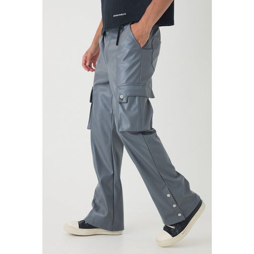 Pantalon cargo flare à boutons pression - 28 - Boohooman - Modalova