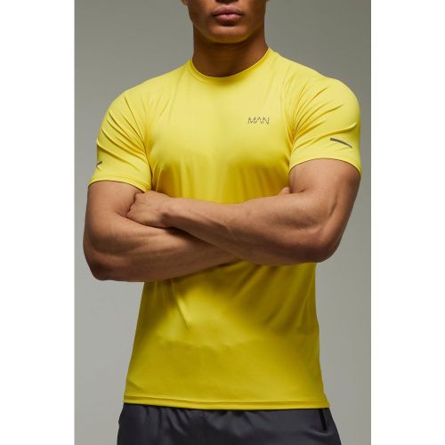T-shirt de sport à manches raglan - MAN Active homme - 2XL - Boohooman - Modalova