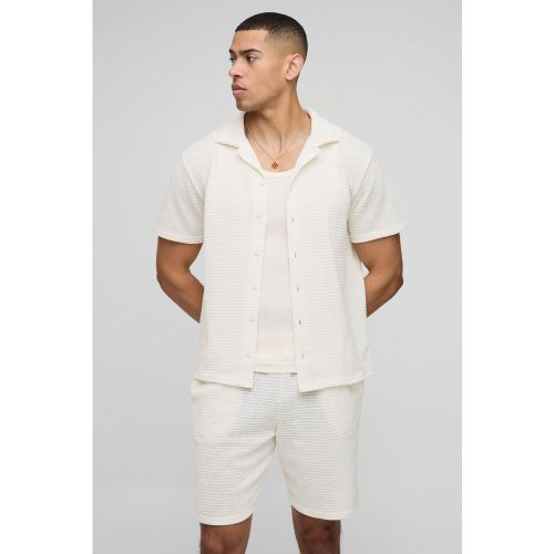 Ensemble texturé avec chemise et short - S - Boohooman - Modalova