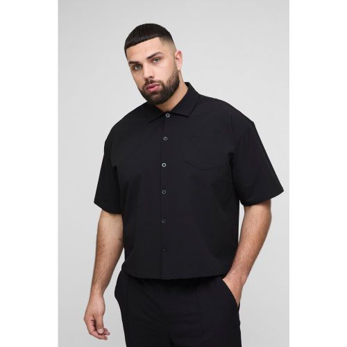Plus Technical Stretch Short Sleeve Boxy Oversized Shirt - 2XL - Boohooman - Modalova