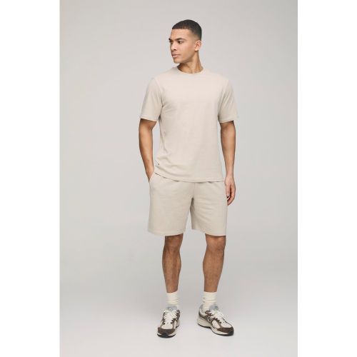 Ensemble basique avec t-shirt et short - S - Boohooman - Modalova