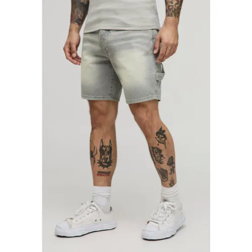Short droit en jean charpentier - 28 - Boohooman - Modalova