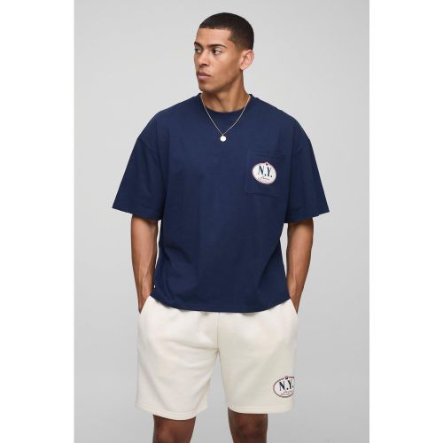 Ensemble oversize avec t-shirt brodé et short - S - Boohooman - Modalova