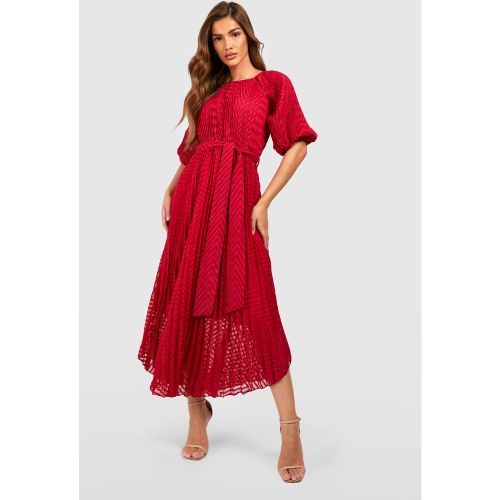Robe Plumetis Plissée À Manches Bouffantes - 36 - boohoo - Modalova