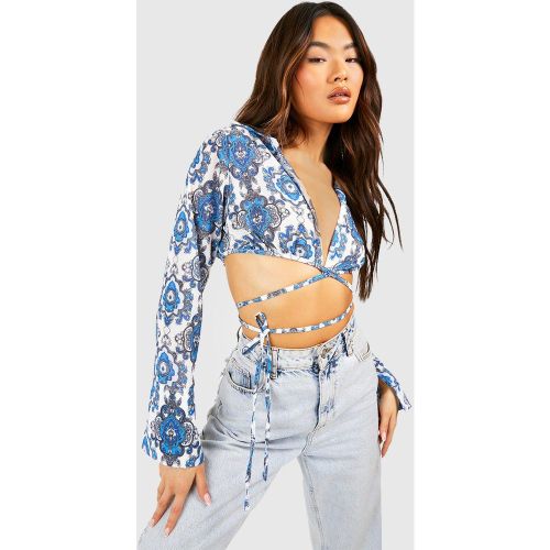 Chemise Courte Nouée À Imprimé Foulard - 40 - boohoo - Modalova