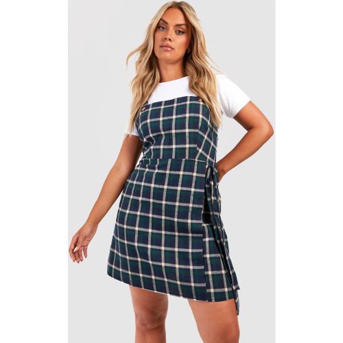 Grande Taille - Robe Salopette À Carreaux - 52 - boohoo - Modalova