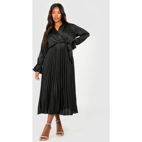 Grande Taille - Robe Mi-Longue Satinée Plissée - 44 - boohoo - Modalova