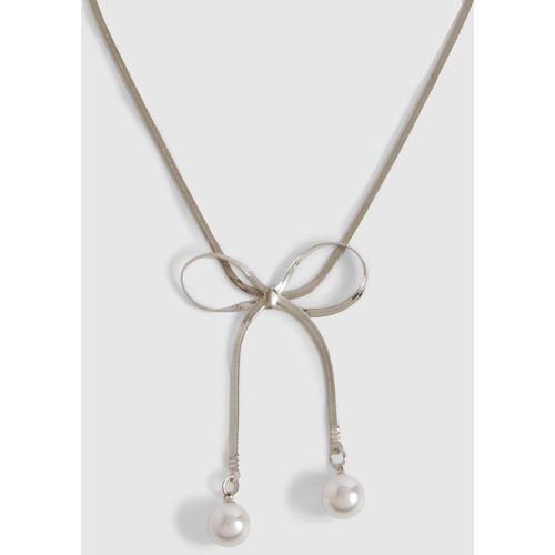 Bow Pearl Detail Snakechain Necklace - - boohoo - Modalova