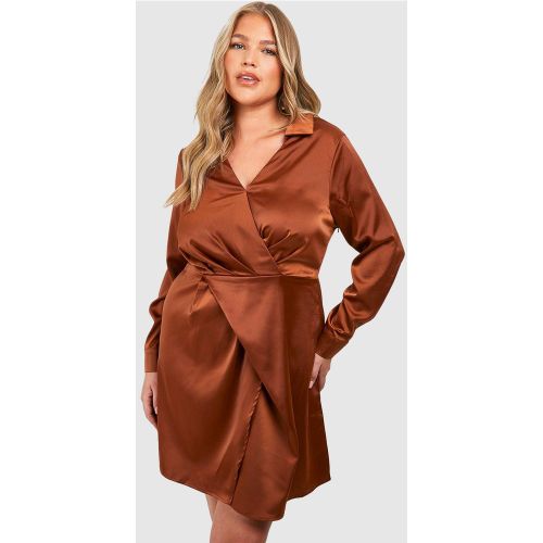 Grande Taille - Robe Cache-Cœur Satinée - 46 - boohoo - Modalova