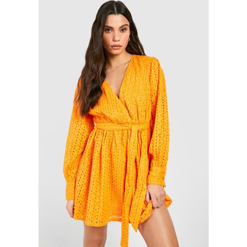 Robe Courte Brodée À Ceinture - 36 - boohoo - Modalova