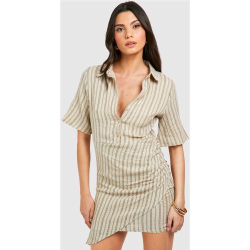 Stripe Wrap Short Sleeve Shirt Dress - boohoo - Modalova