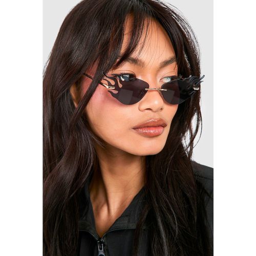 Flame Style Sunglasses - boohoo - Modalova