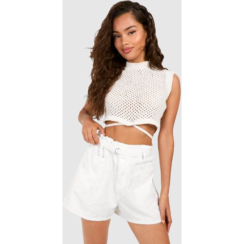 Belted Paperbag Waist Denim Short - boohoo - Modalova