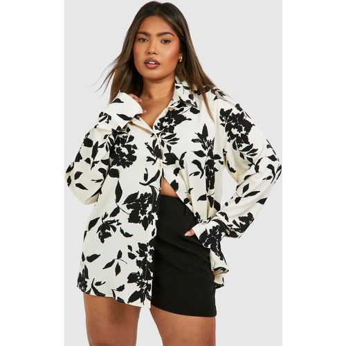 Grande Taille - Chemise Oversize Fleurie - 44 - boohoo - Modalova