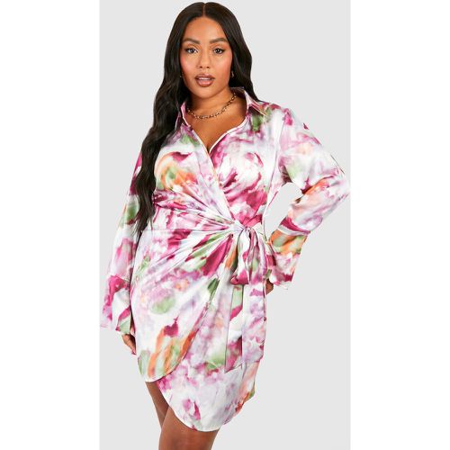 Grande Taille - Robe Chemise Cache-Cœur À Imprimé Marbre - 44 - boohoo - Modalova