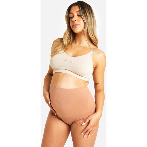 Maternité - Culotte De Grossesse À Bordures En Dentelle - L - boohoo - Modalova