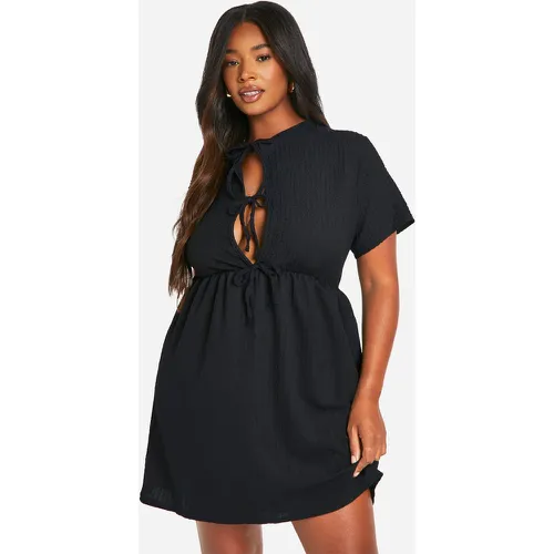 Grande Taille - Robe Babydoll Nouée Texturée - 44 - boohoo - Modalova