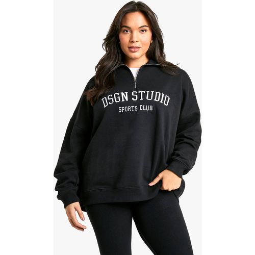 Grande Taille - Sweat Oversize À Col Zippé Et Slogan Dsgn Studio - 46 - boohoo - Modalova