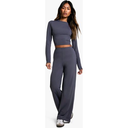 Ensemble Soyeux Avec T-Shirt Et Pantalon - 38 - boohoo - Modalova