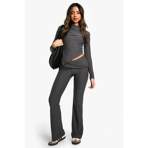 Pantalon Flare À Taille Torsadée - 40 - boohoo - Modalova