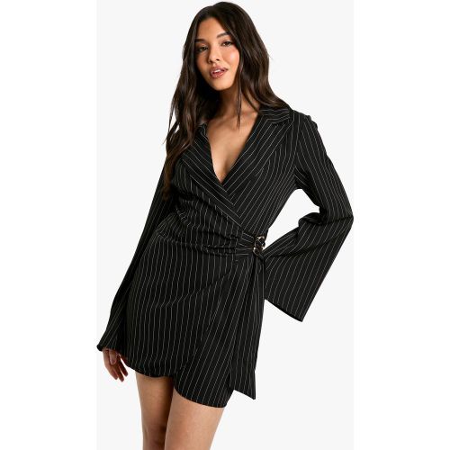 Robe Blazer De Tailleur À Rayures Fines Et Boucles - 34 - boohoo - Modalova