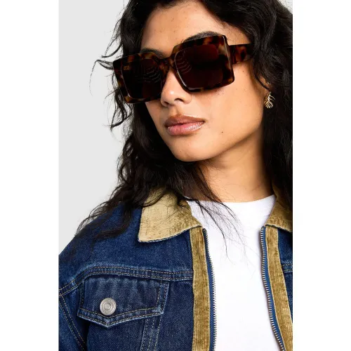 Lunettes De Soleil Carrées Écaille De Tortue - One Size - boohoo - Modalova