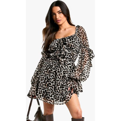 Petite" - Robe Courte À Volants Et Imprimé Léopard - 36 - boohoo - Modalova