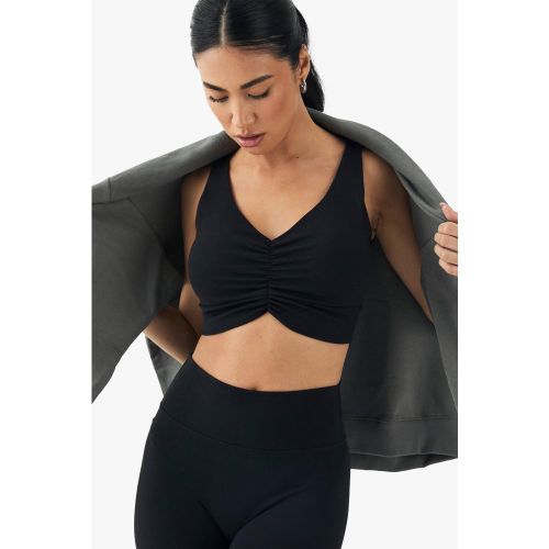Brassière De Sport Froncée À Slogan - S - boohoo - Modalova