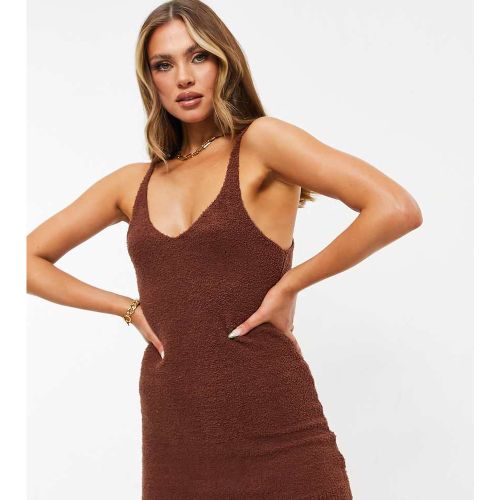 Missy Empire - Exclusivité - Robe courte à bretelles en teddy imitation peau de mouton - Chocolat - Missyempire - Modalova