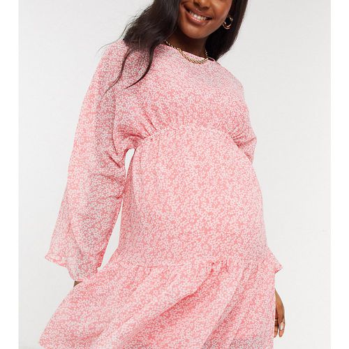 Robe courte à manches froncées et imprimé floral - Influence Maternity - Modalova