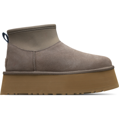 Classic Bottines - Marron - Taille: 36 - Cuir - Foot Locker - Ugg - Modalova