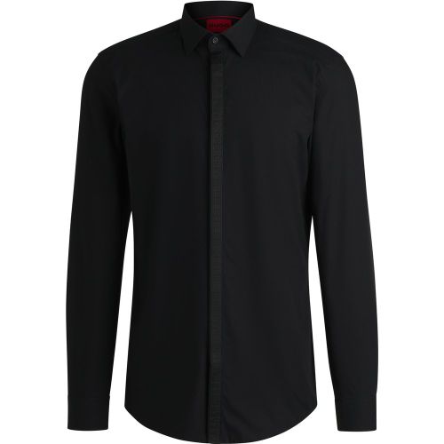 Chemise Slim Fit en popeline de coton avec patte de boutonnage contrastante - HUGO - Modalova