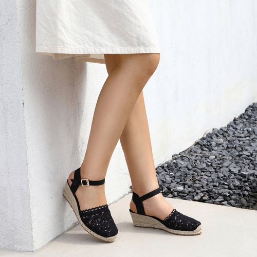 Chaussures compensées minimaliste avec dentelle - SHEIN - Modalova