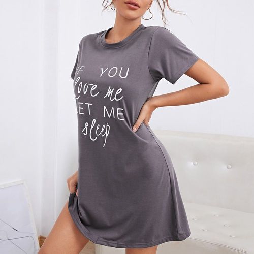 Robe de nuit avec motif slogan - SHEIN - Modalova