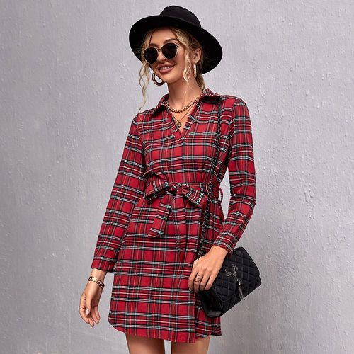 Robe ceinturée à imprimé tartan - SHEIN - Modalova