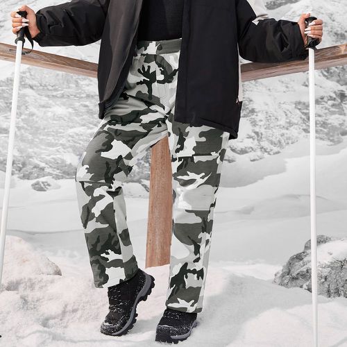 Pantalon de sport chauffant à imprimé camouflage - SHEIN - Modalova