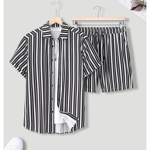 Chemise à rayures aléatoire & Short à cordon (sans t-shirt) - SHEIN - Modalova